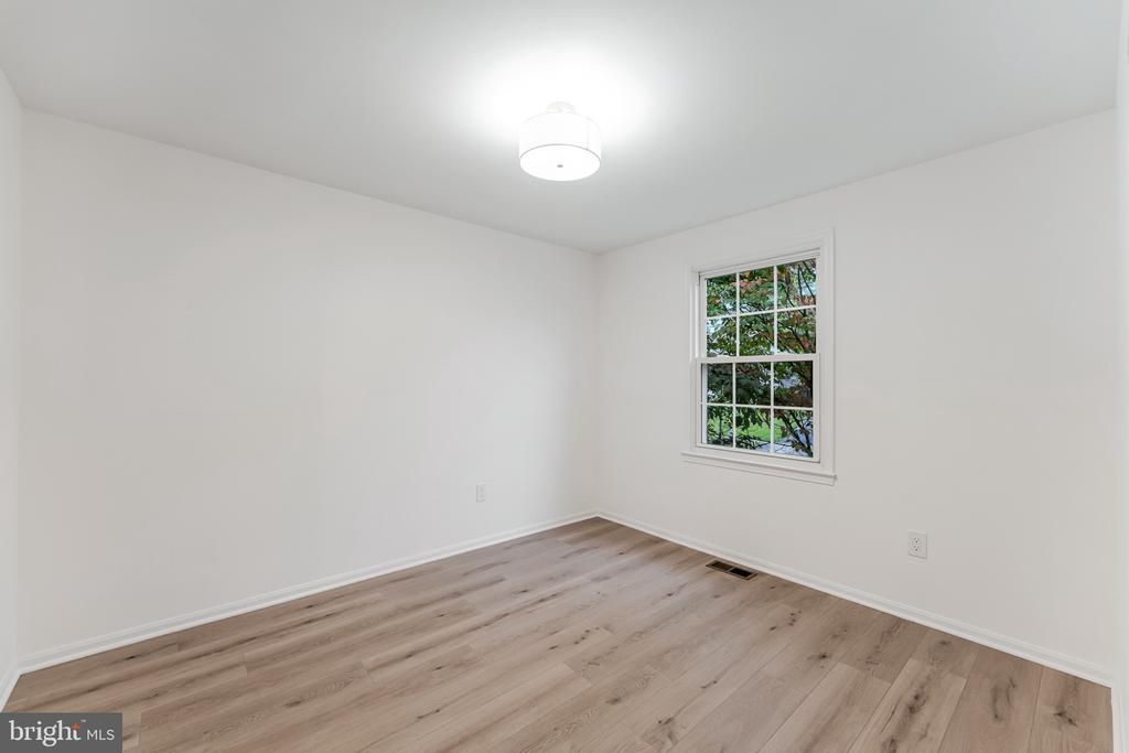 1610 SADLERS WELLS COURT