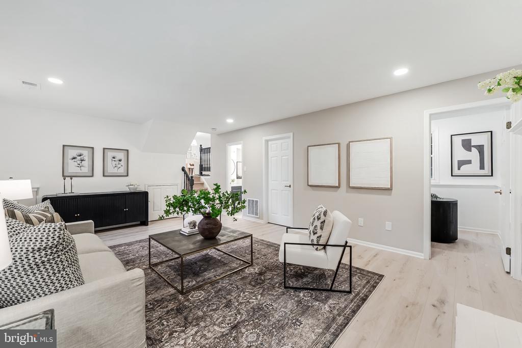 1610 SADLERS WELLS COURT