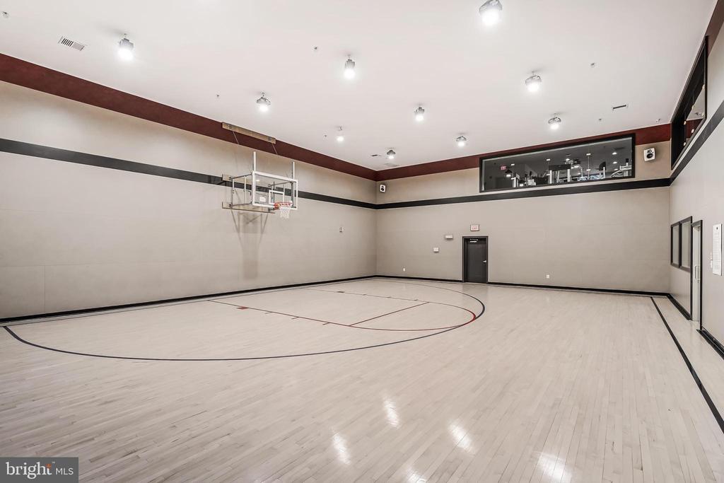 2791 CENTERBORO DRIVE Unit: 387