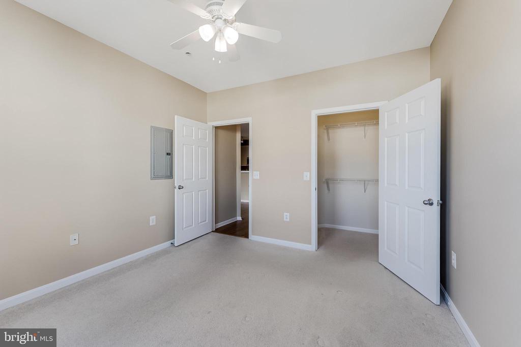 2791 CENTERBORO DRIVE Unit: 387