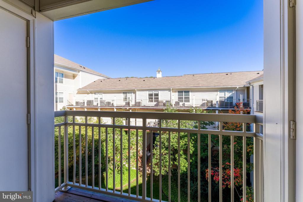 2791 CENTERBORO DRIVE Unit: 387