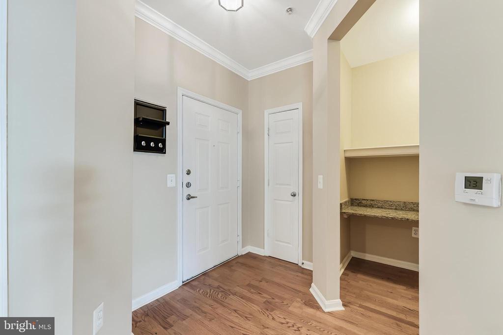 2791 CENTERBORO DRIVE Unit: 387