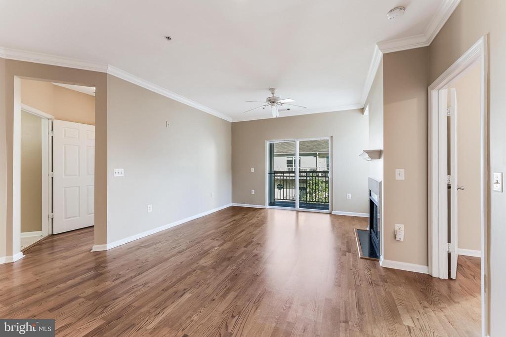 2791 CENTERBORO DRIVE Unit: 387