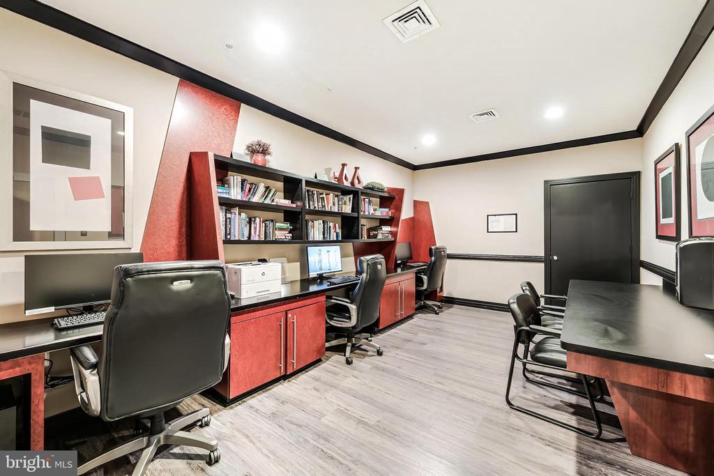 2791 CENTERBORO DRIVE Unit: 387