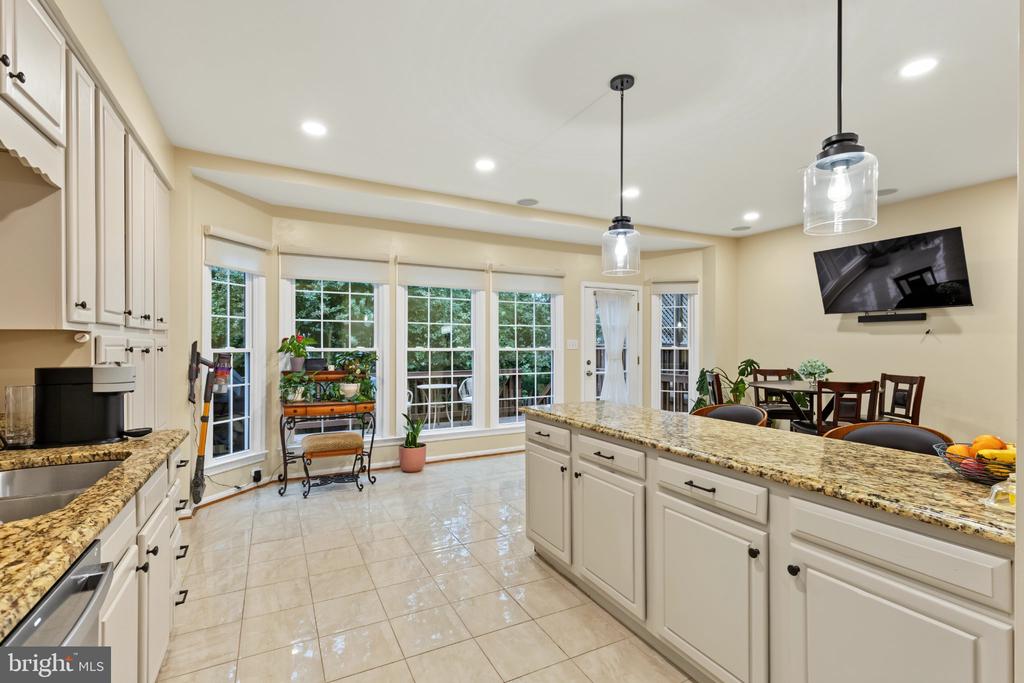 7111 TANWORTH DRIVE