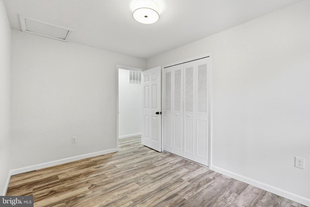 11586 RED LEAF COURT