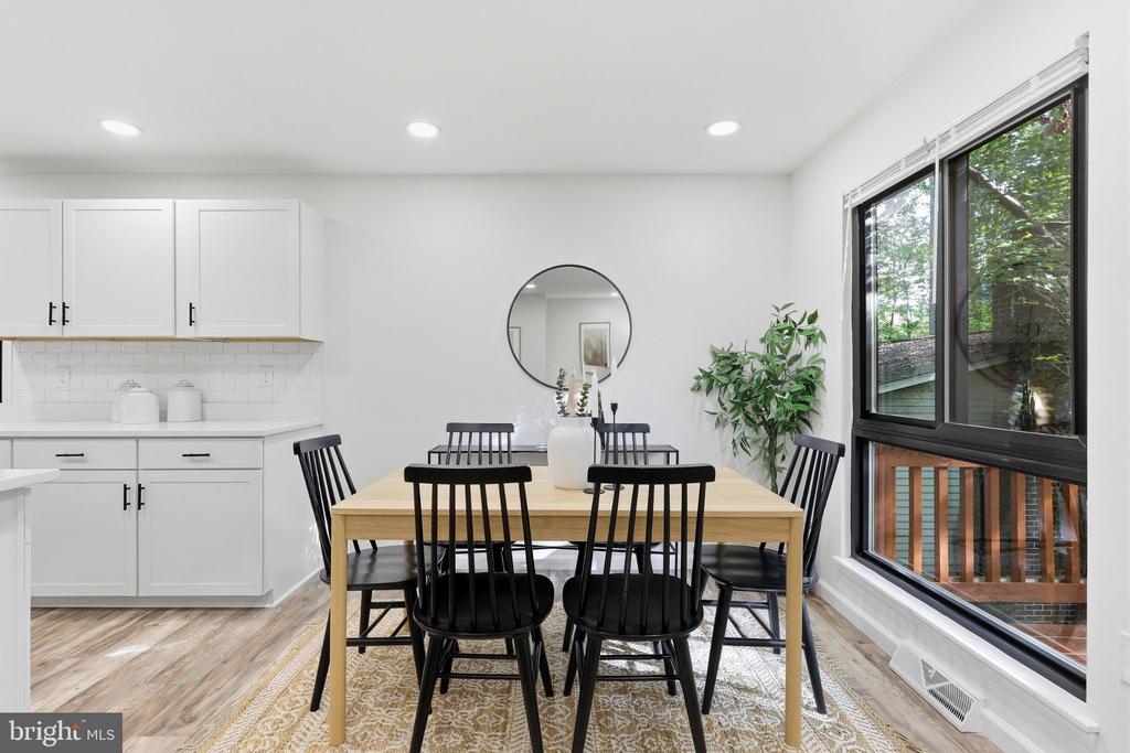 11586 RED LEAF COURT