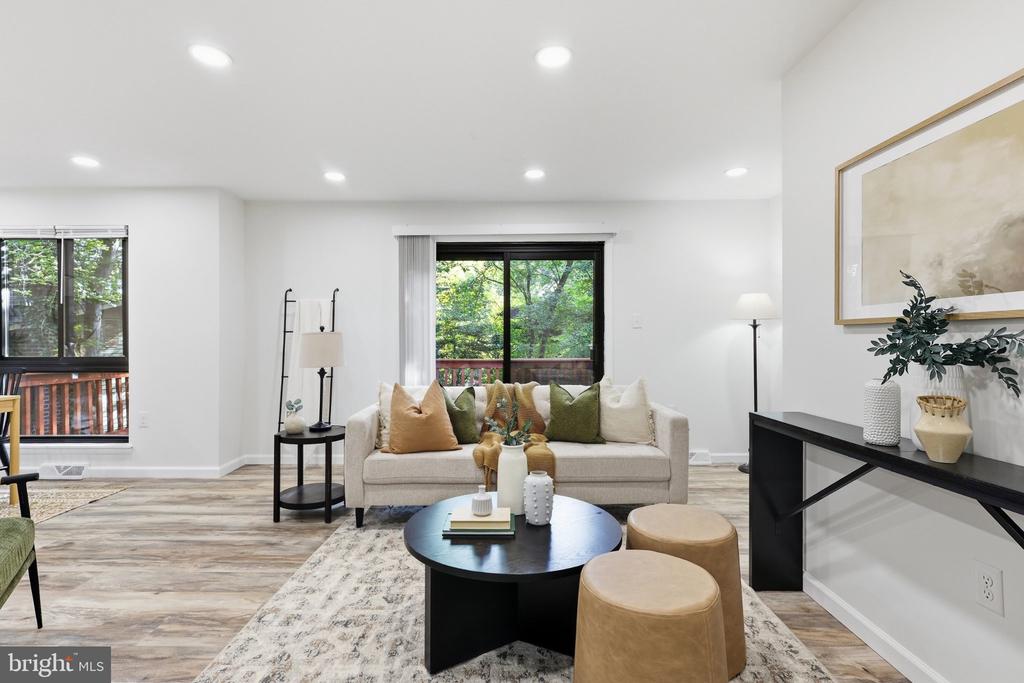 11586 RED LEAF COURT