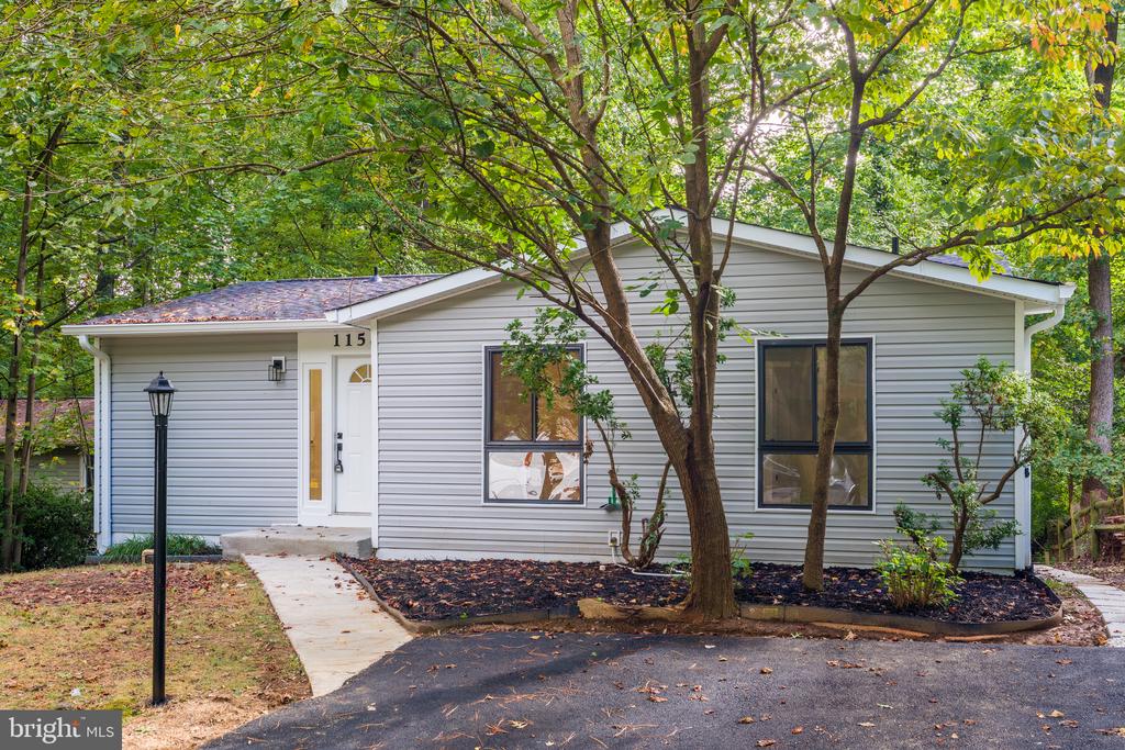 11586 RED LEAF COURT