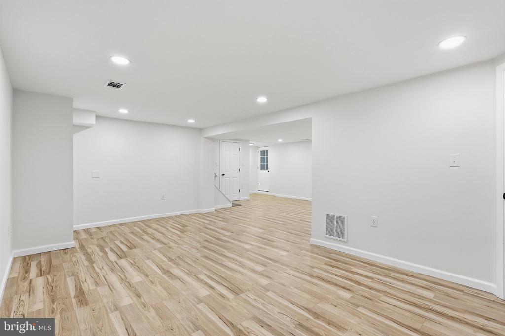 11586 RED LEAF COURT