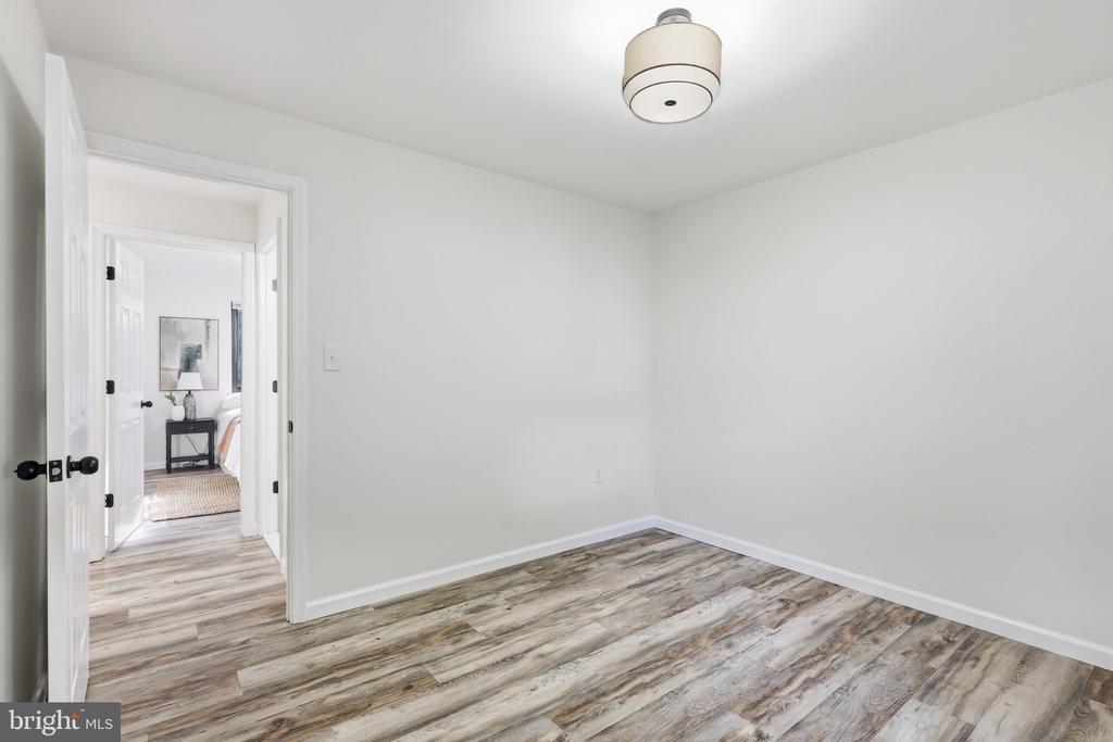 11586 RED LEAF COURT