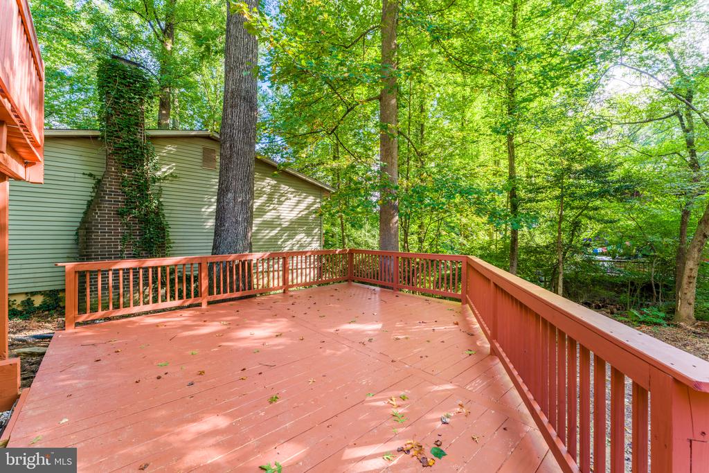 11586 RED LEAF COURT