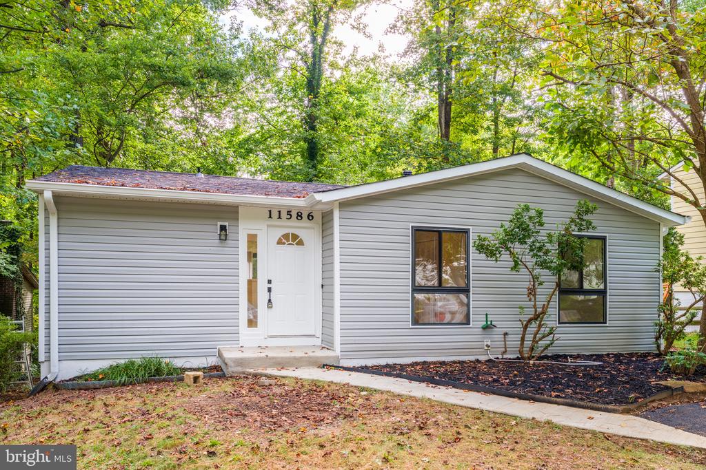 11586 RED LEAF COURT
