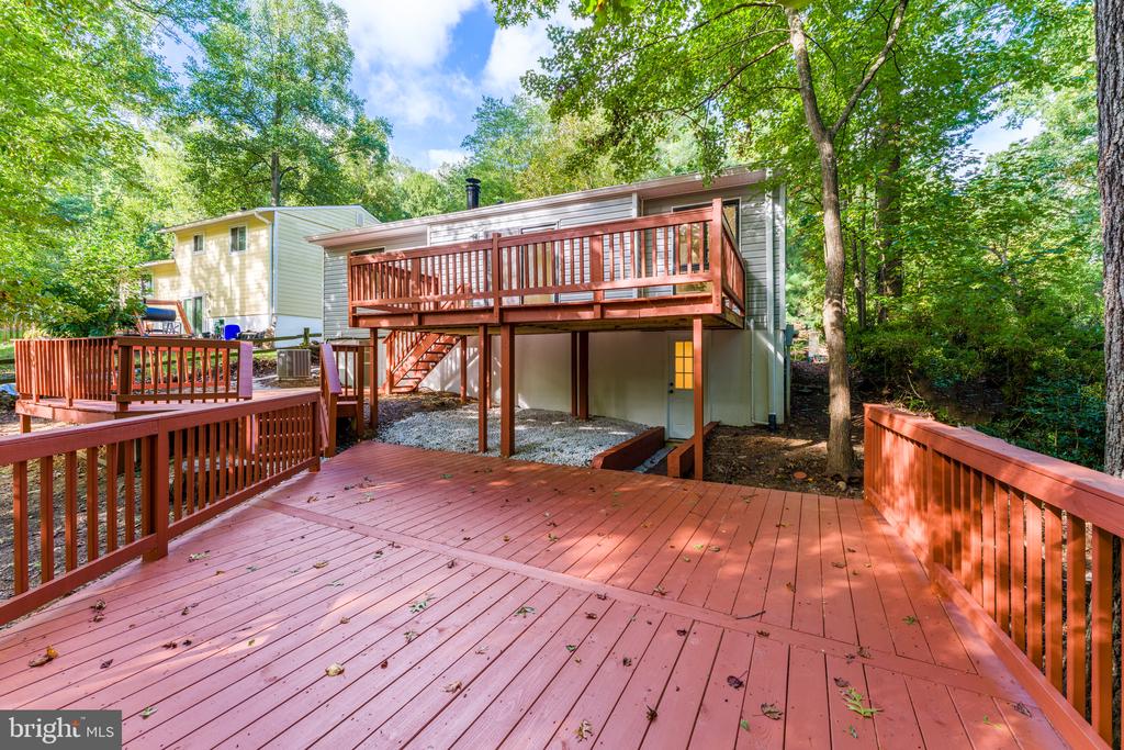 11586 RED LEAF COURT