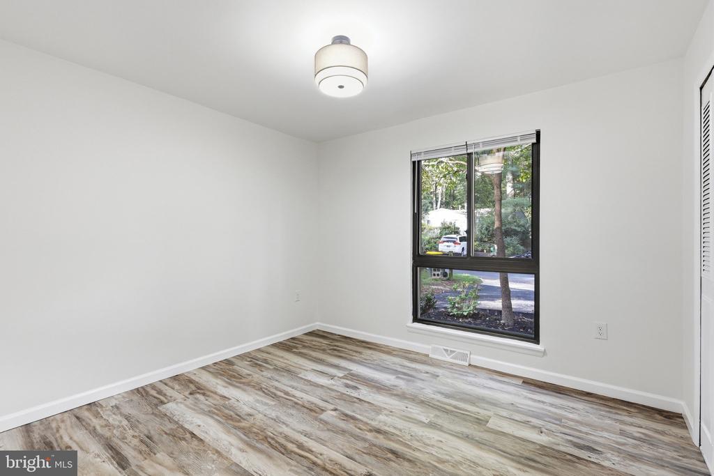 11586 RED LEAF COURT
