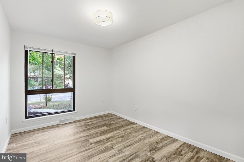 11586 RED LEAF COURT