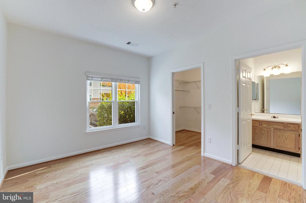 12004 TALIESIN PLACE Unit: 15