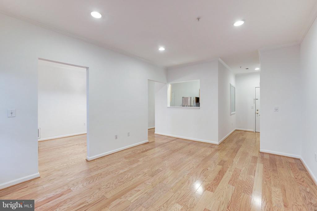 12004 TALIESIN PLACE Unit: 15