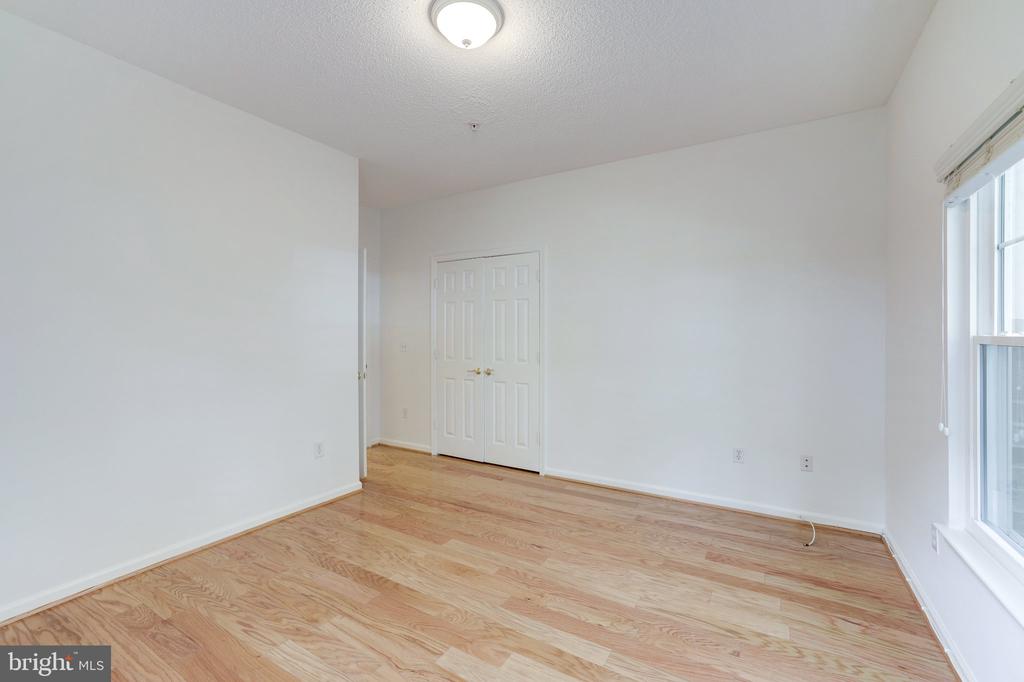 12004 TALIESIN PLACE Unit: 15