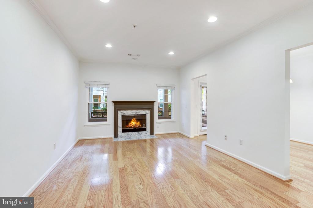 12004 TALIESIN PLACE Unit: 15