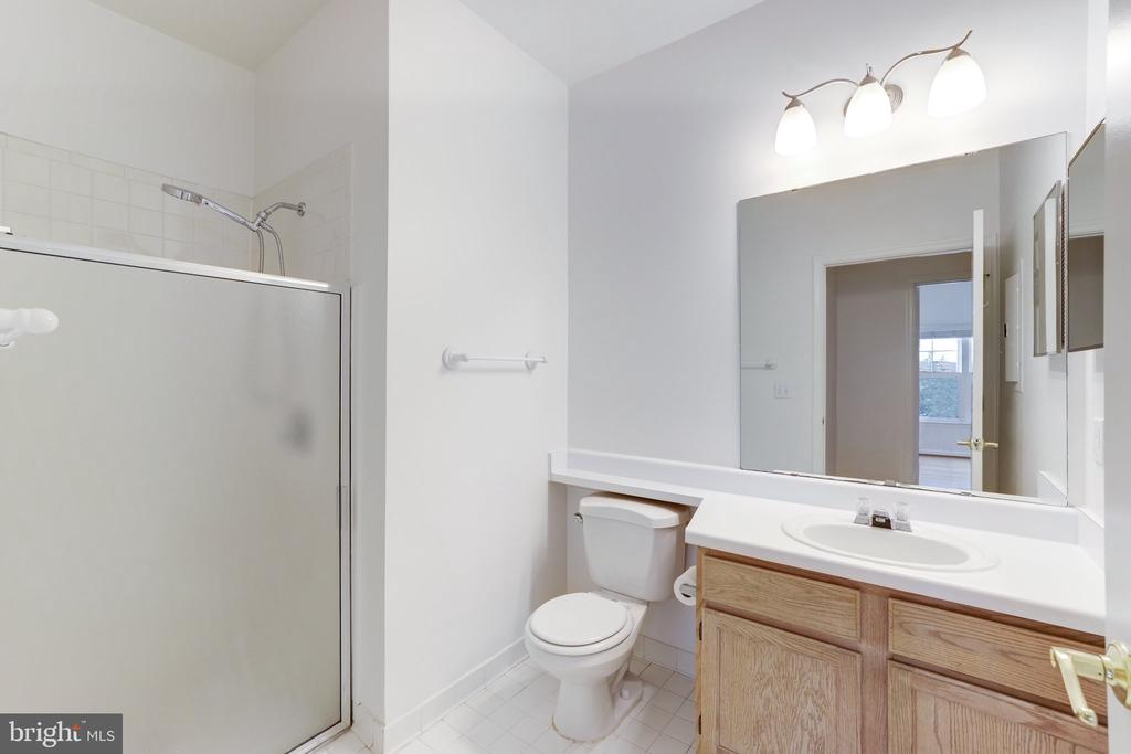 12004 TALIESIN PLACE Unit: 15