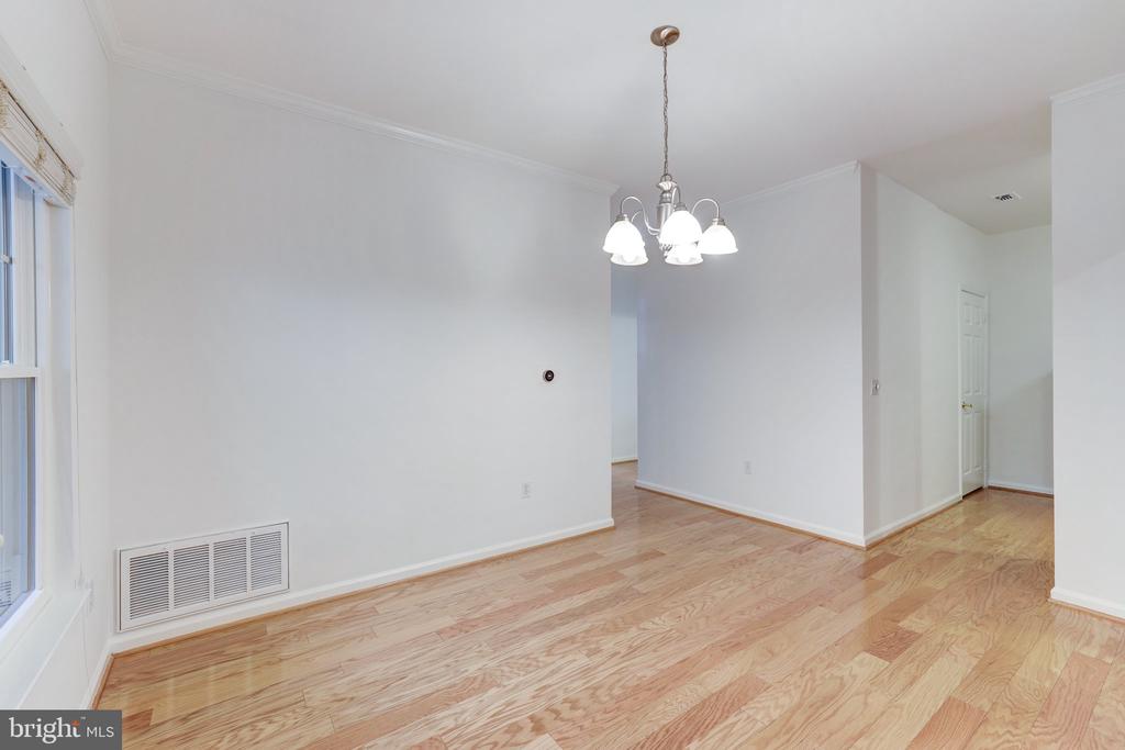 12004 TALIESIN PLACE Unit: 15
