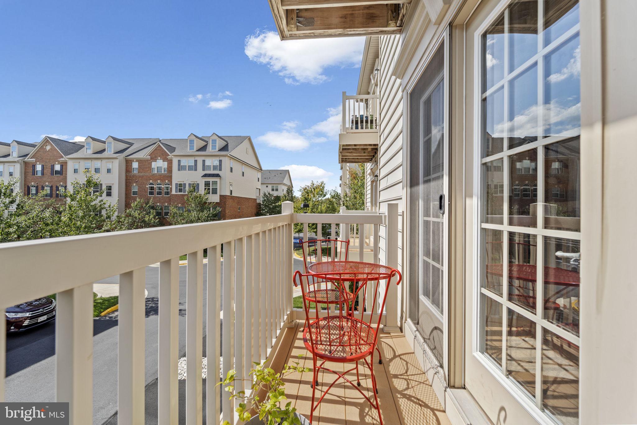 42115 Piebald Sq