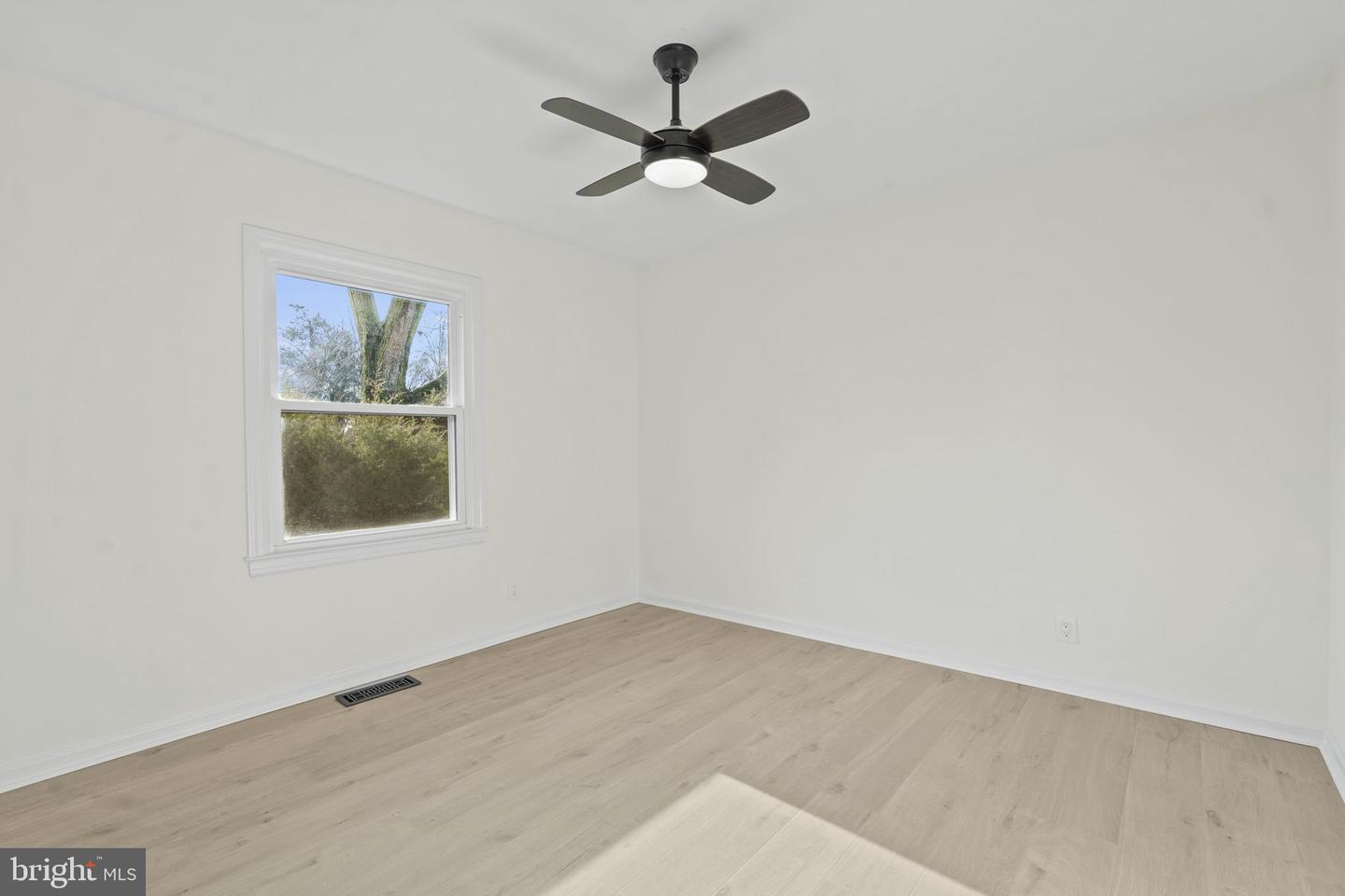 101 N Cypress Rd