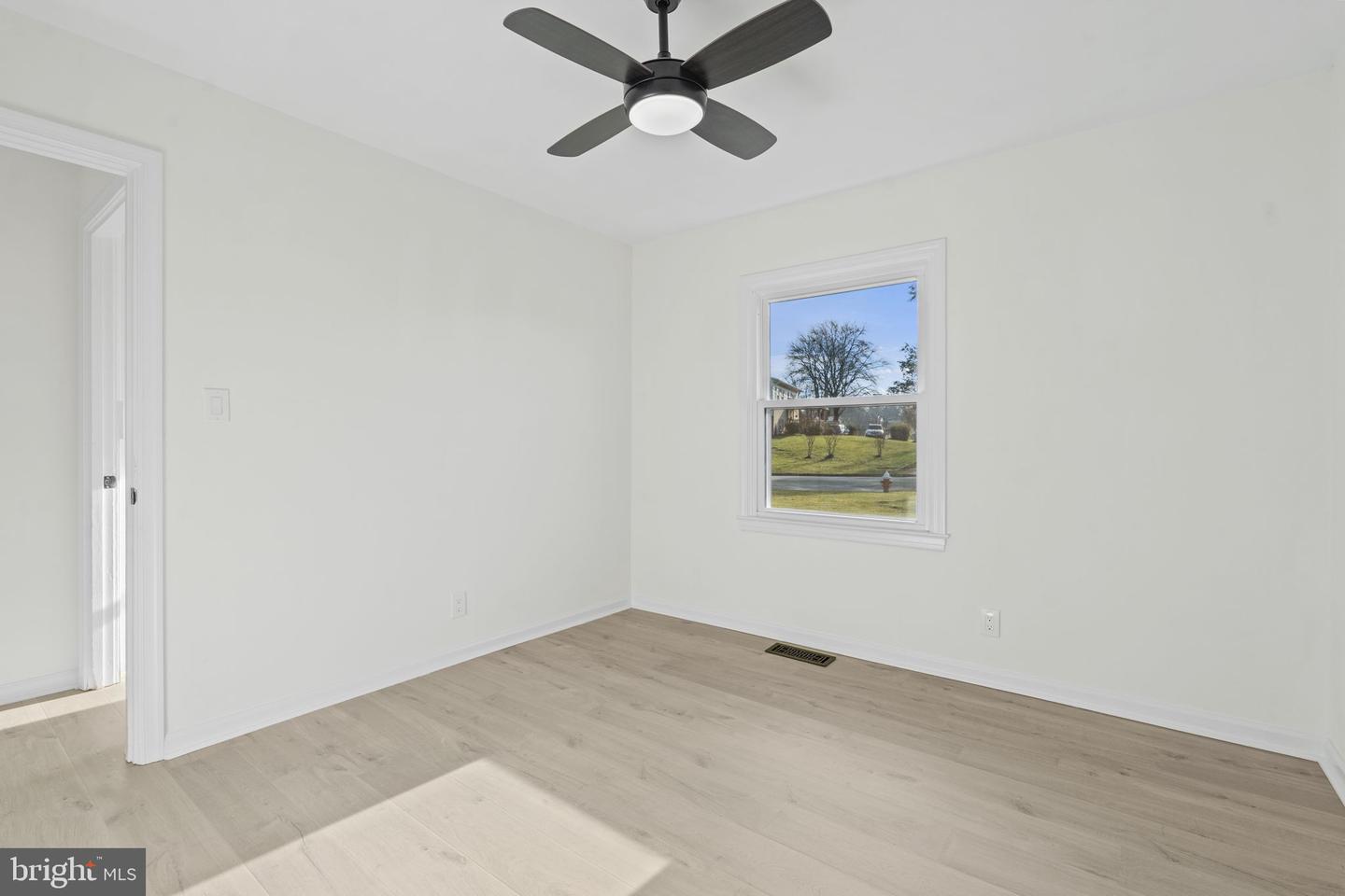 101 N Cypress Rd
