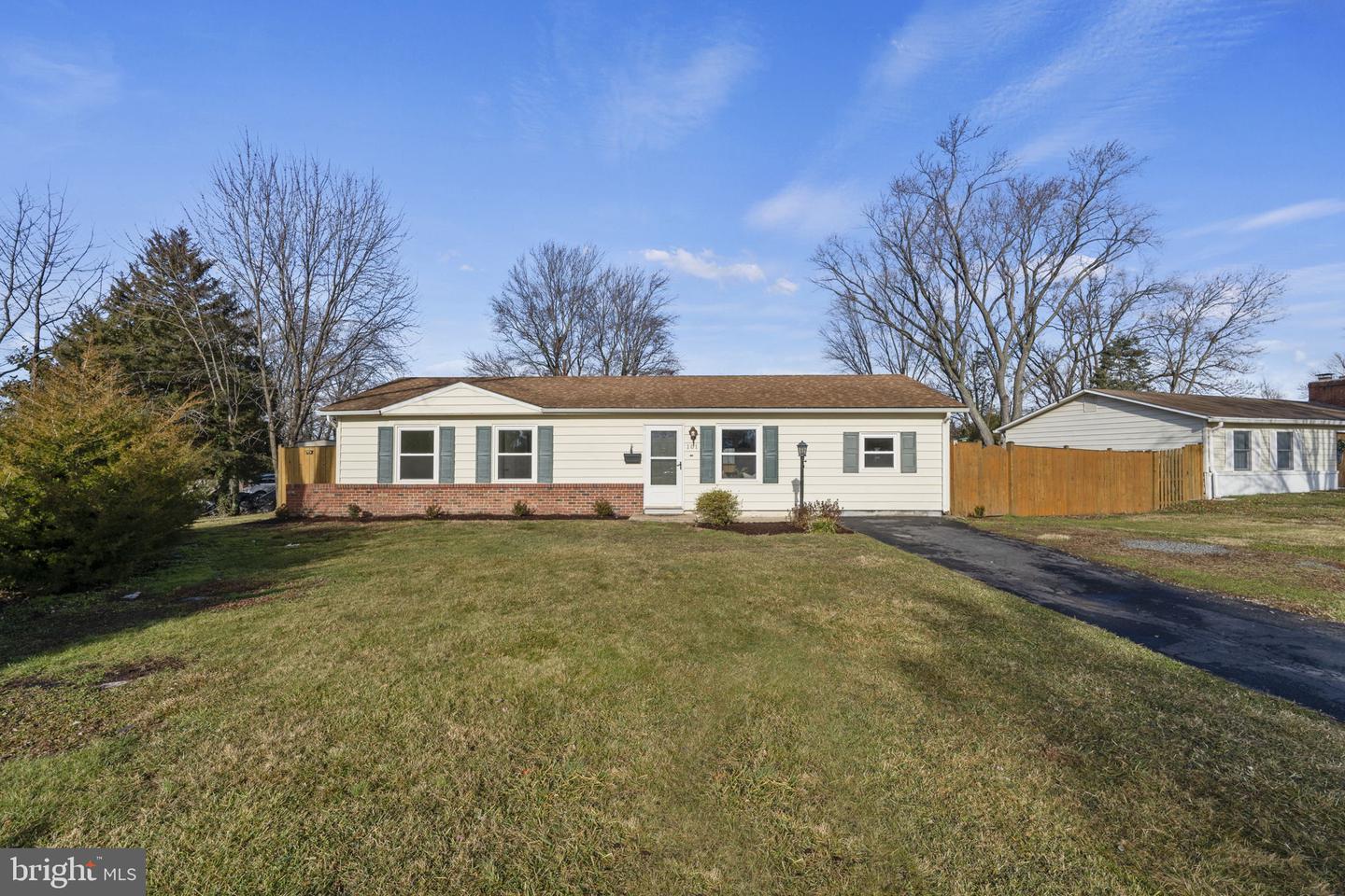 101 N Cypress Rd
