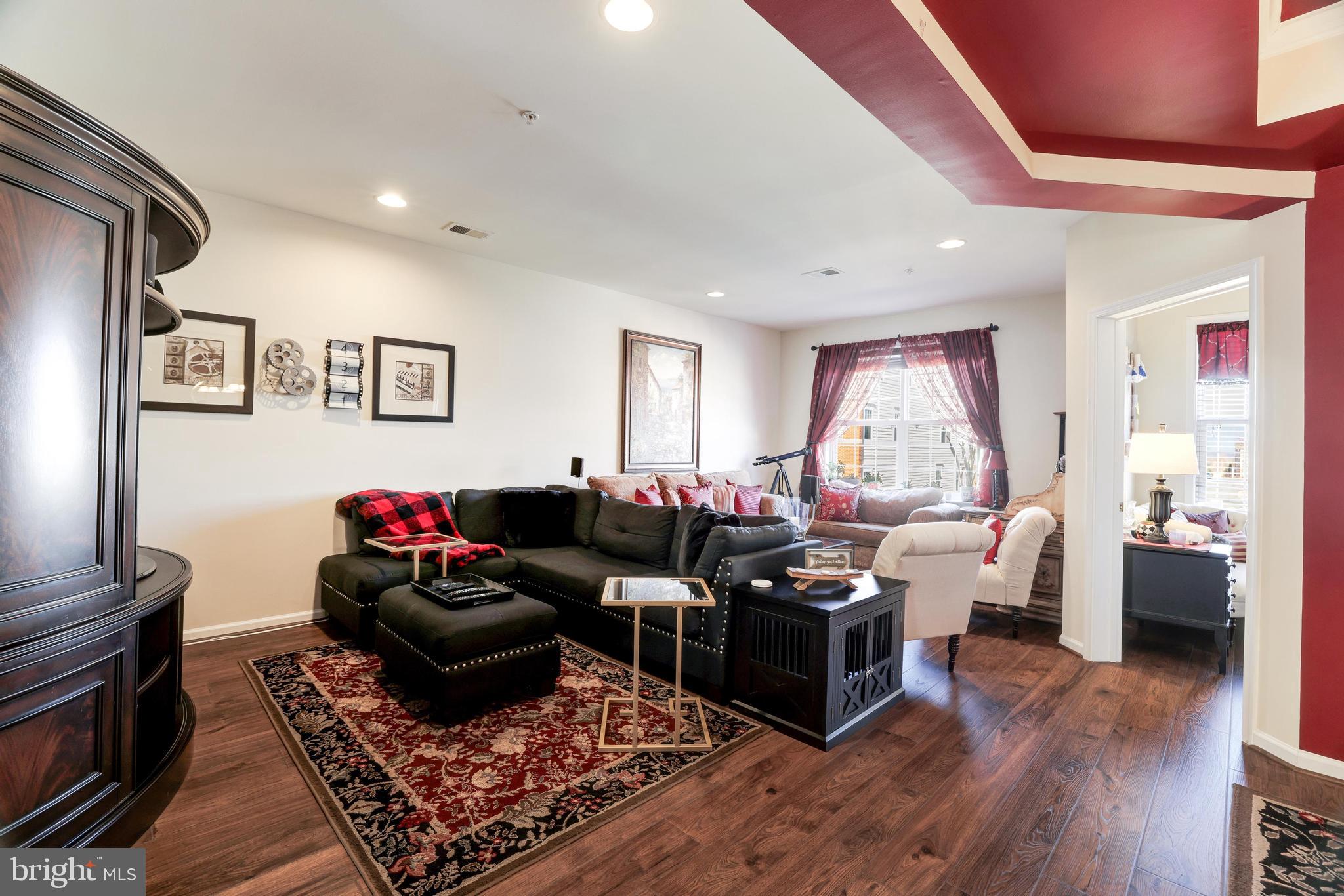 42605 HOLLYHOCK TERRACE