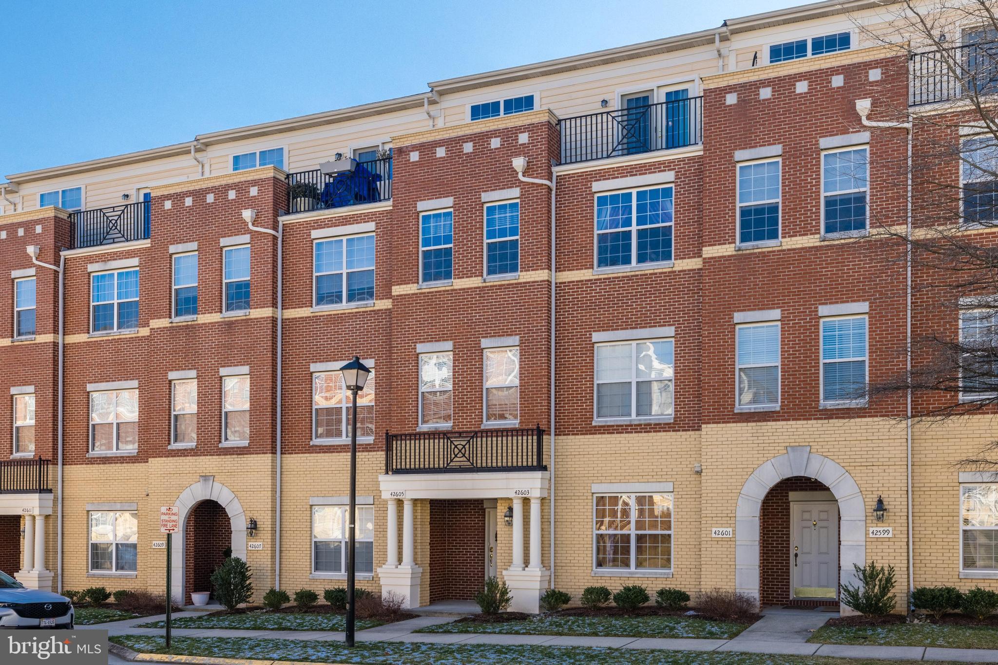 42605 HOLLYHOCK TERRACE