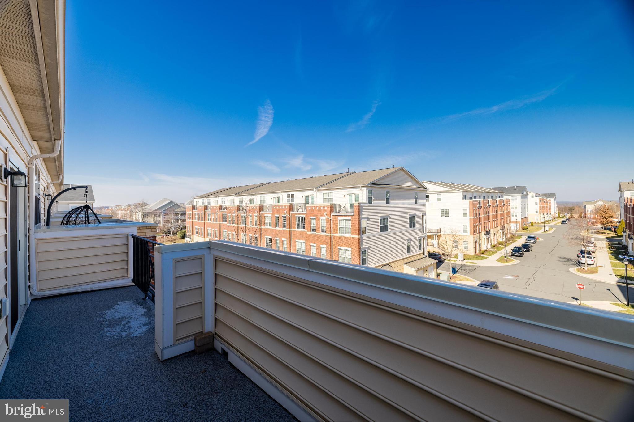 42605 HOLLYHOCK TERRACE