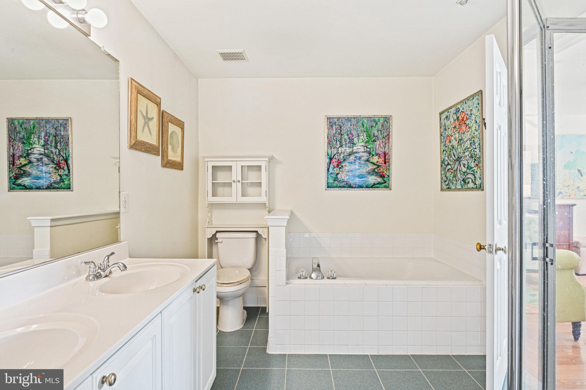 43372 Greyswallow Ter