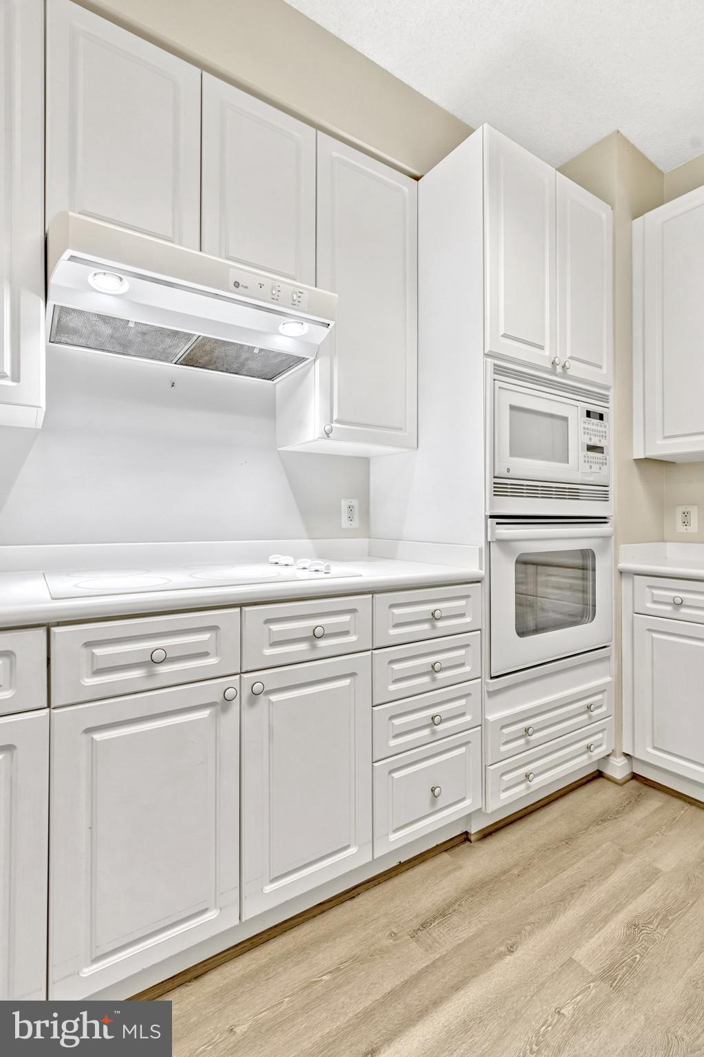 19370 MAGNOLIA GROVE SQUARE 203