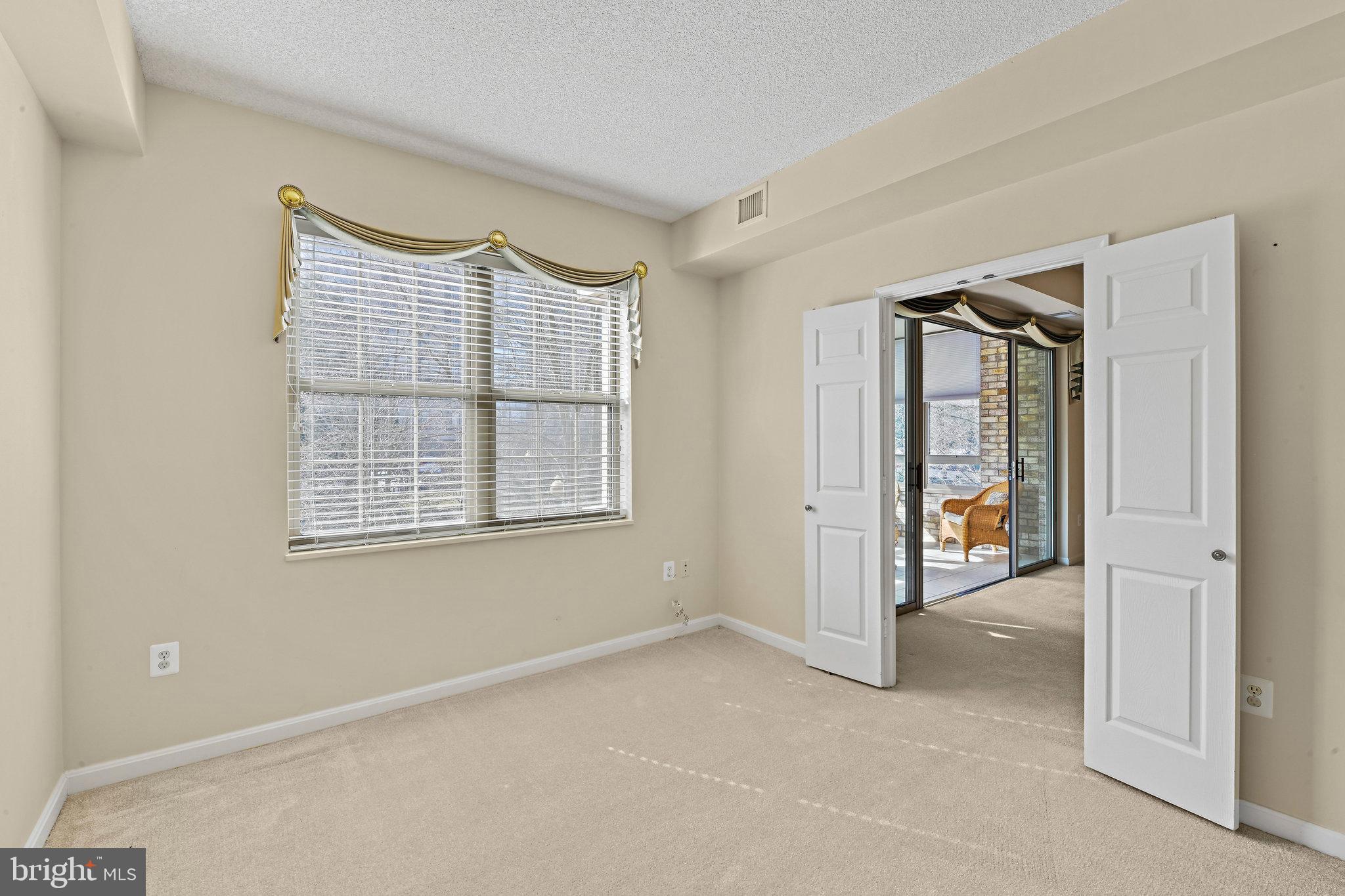 19370 MAGNOLIA GROVE SQUARE 203