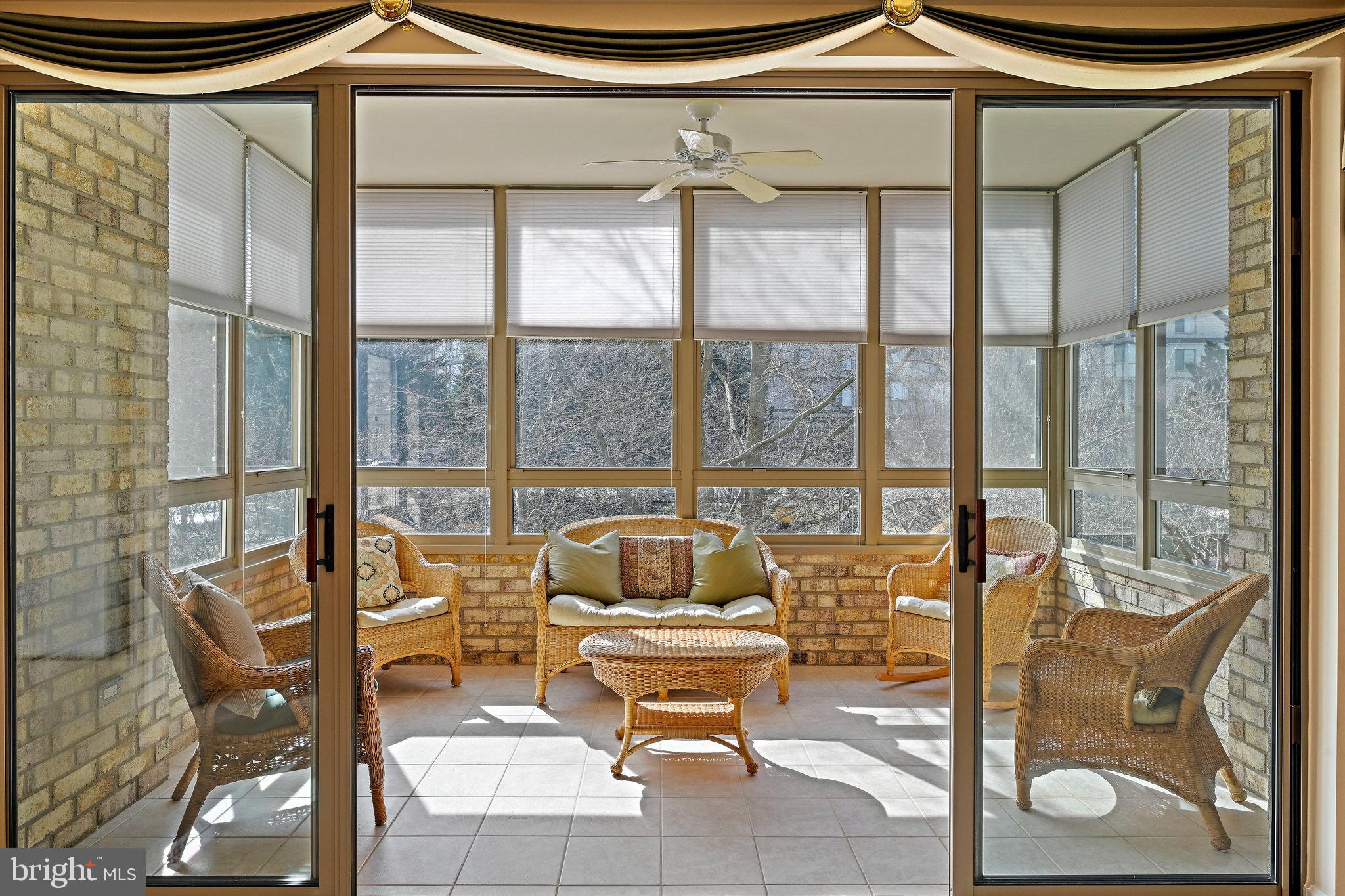 19370 MAGNOLIA GROVE SQUARE 203