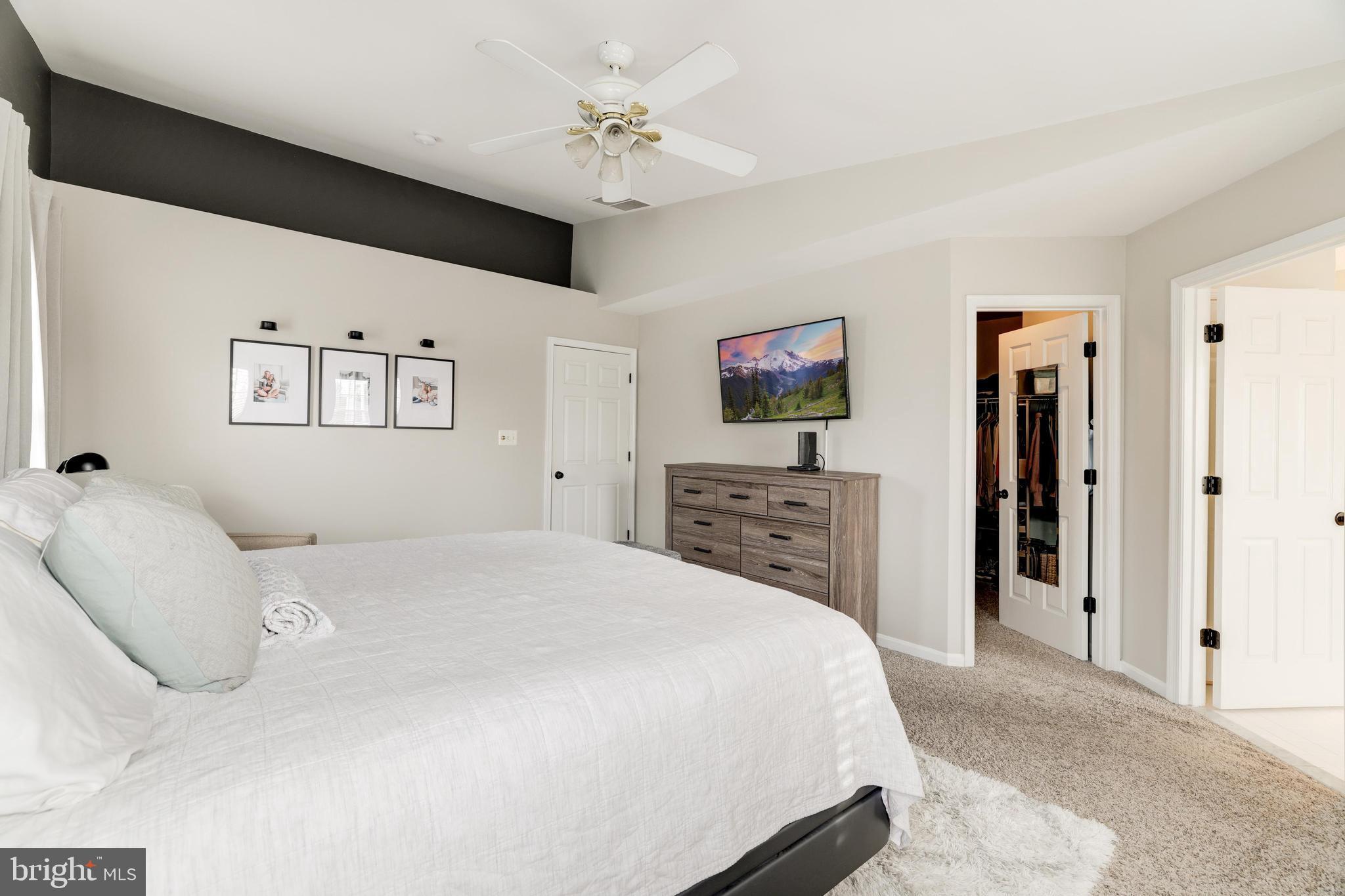 1190 Cambria Ter NE