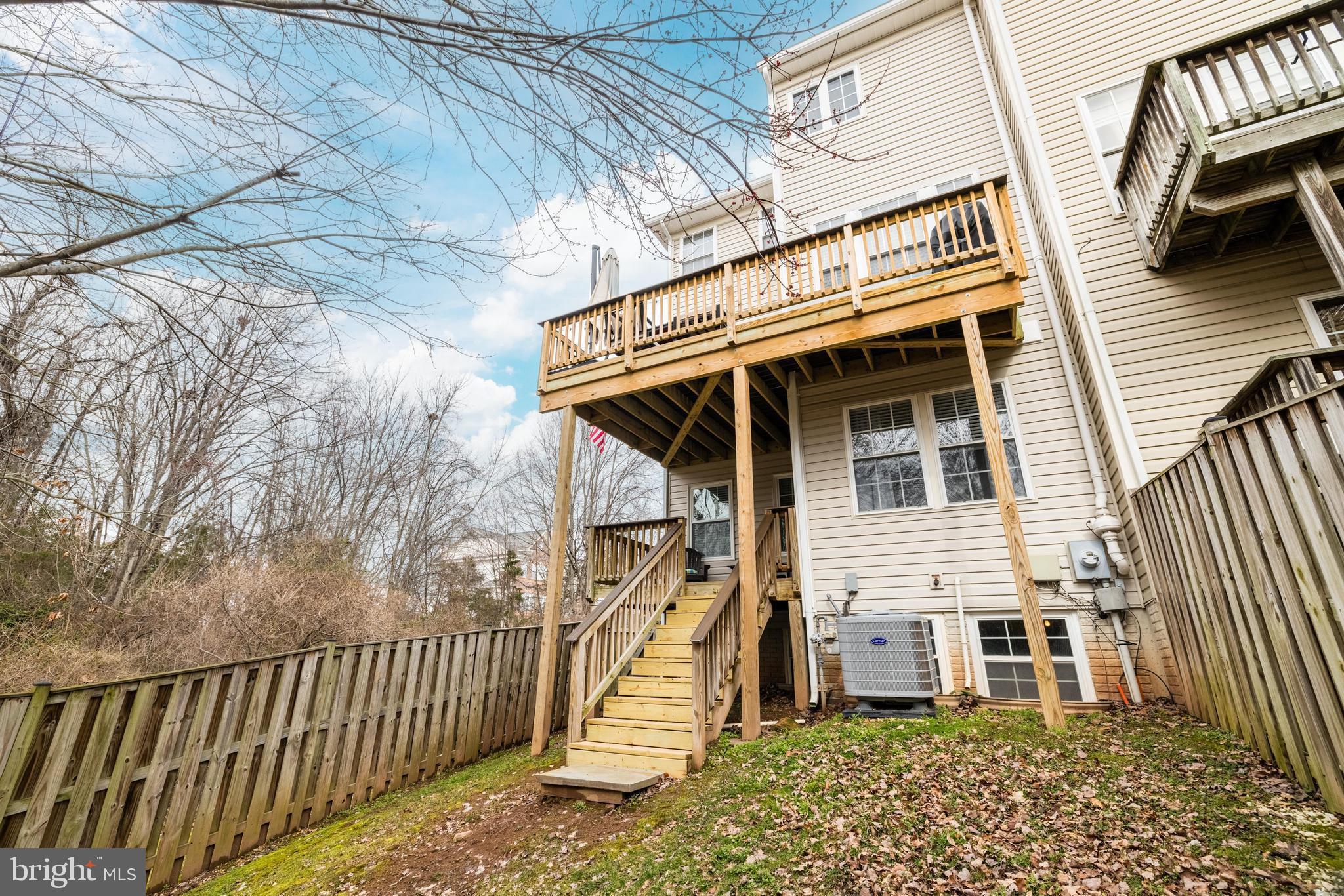 1190 Cambria Ter NE