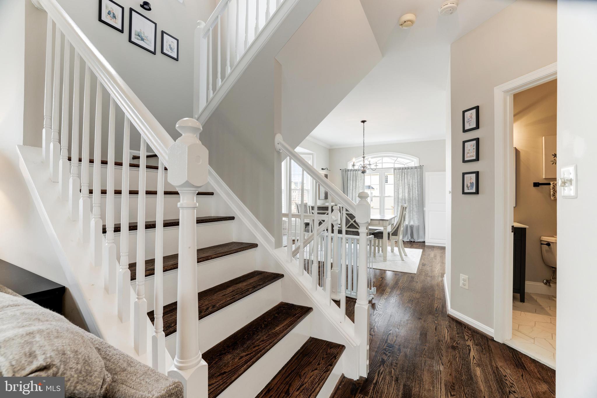 1190 Cambria Ter NE