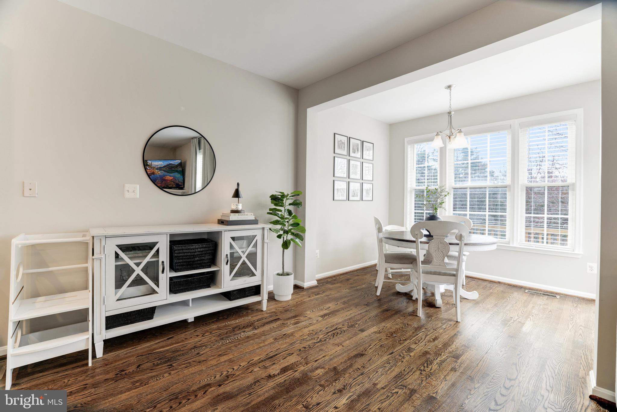 1190 Cambria Ter NE