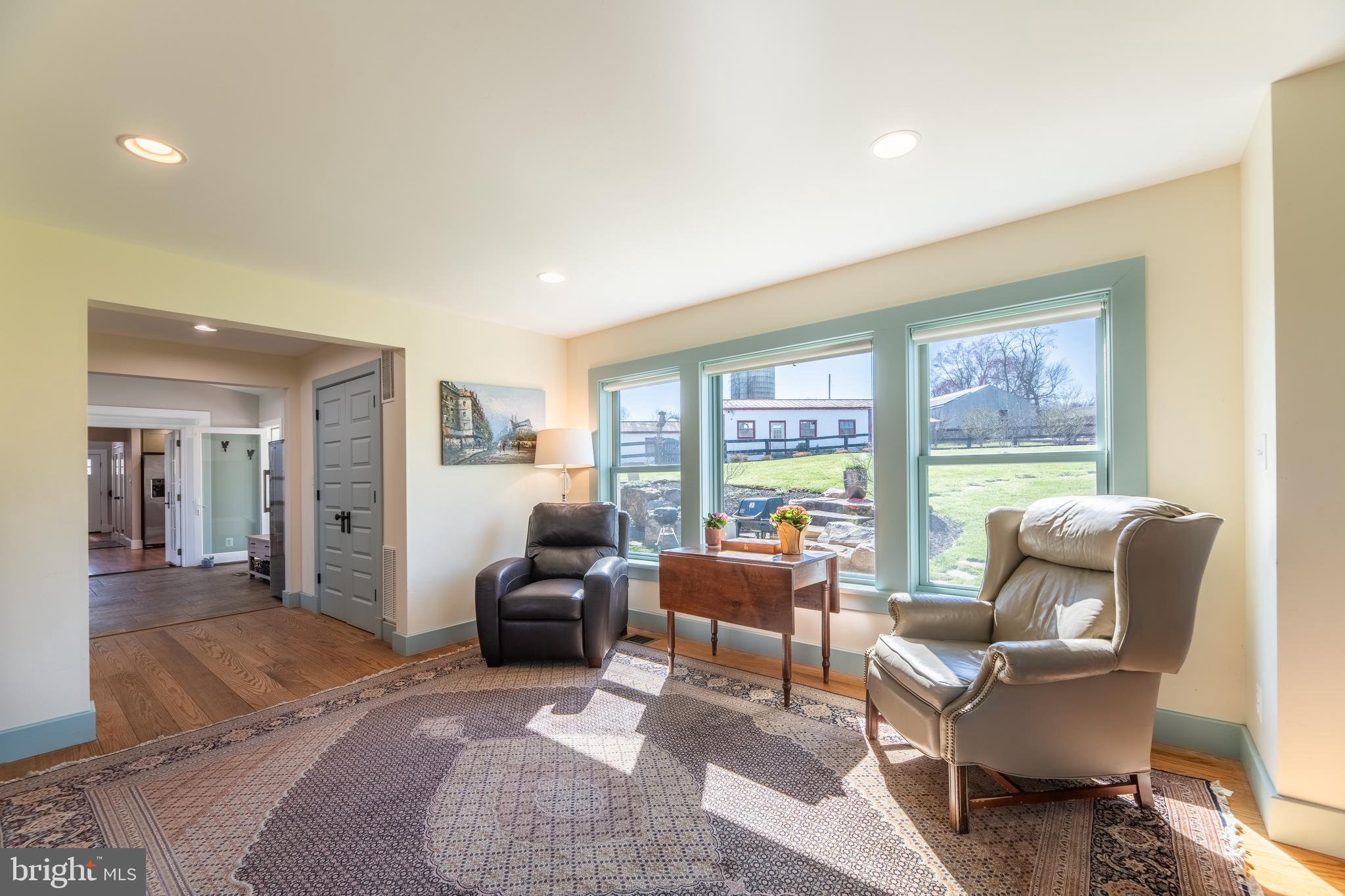 19643 Woodtrail Rd