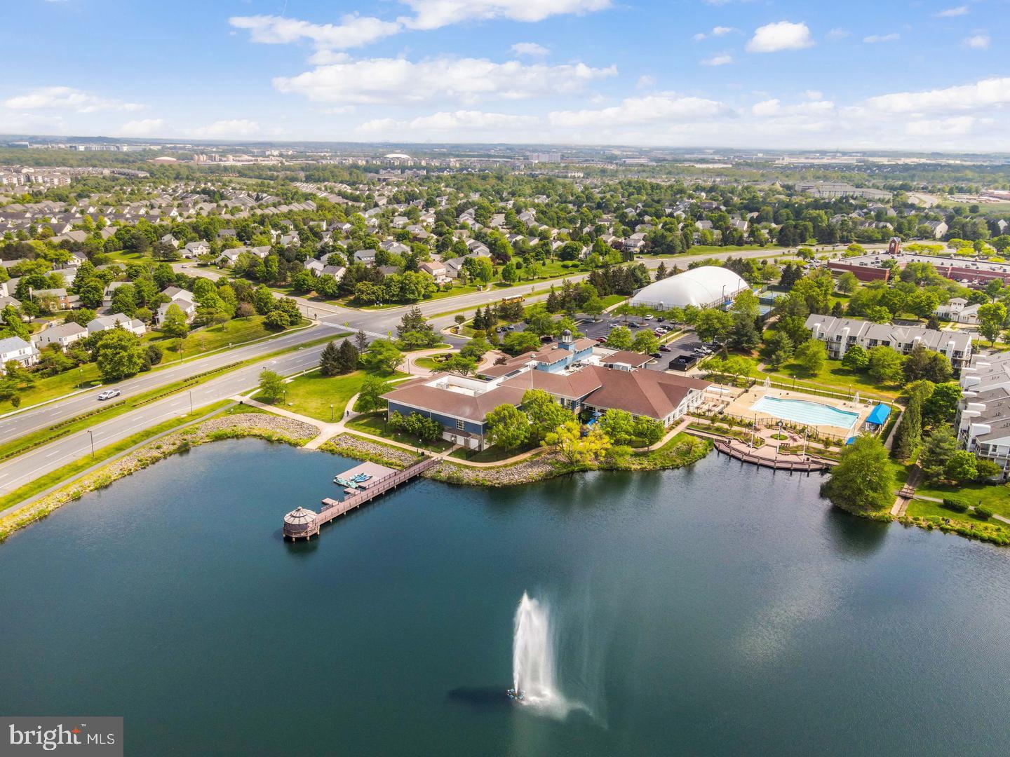 20582 SNOWSHOE SQUARE 302