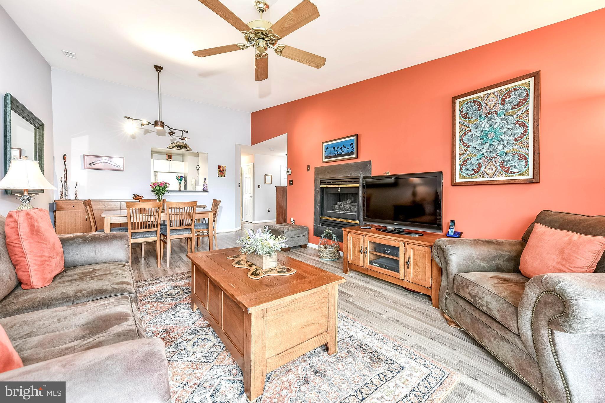 20582 SNOWSHOE SQUARE 302