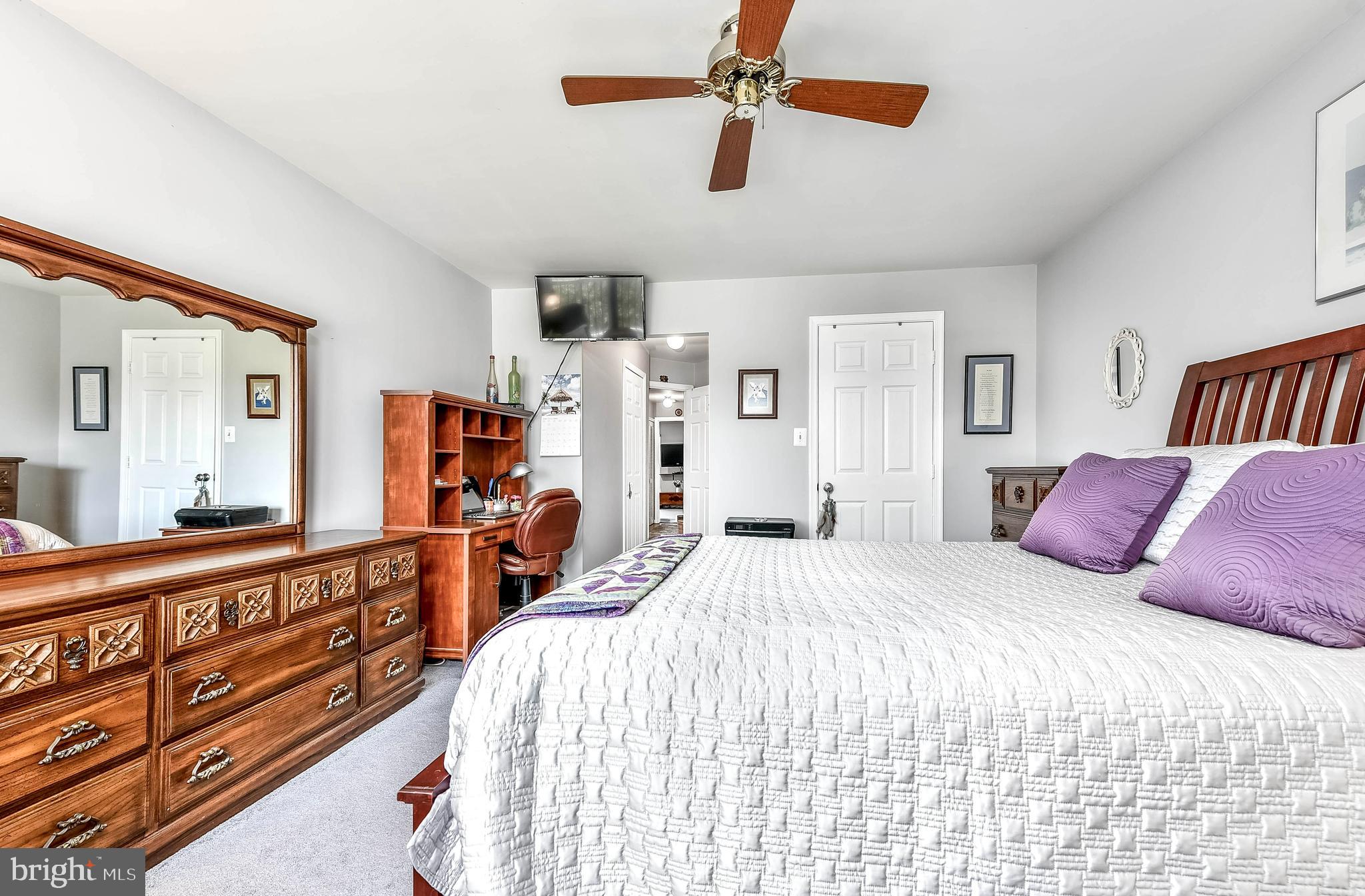 20582 SNOWSHOE SQUARE 302