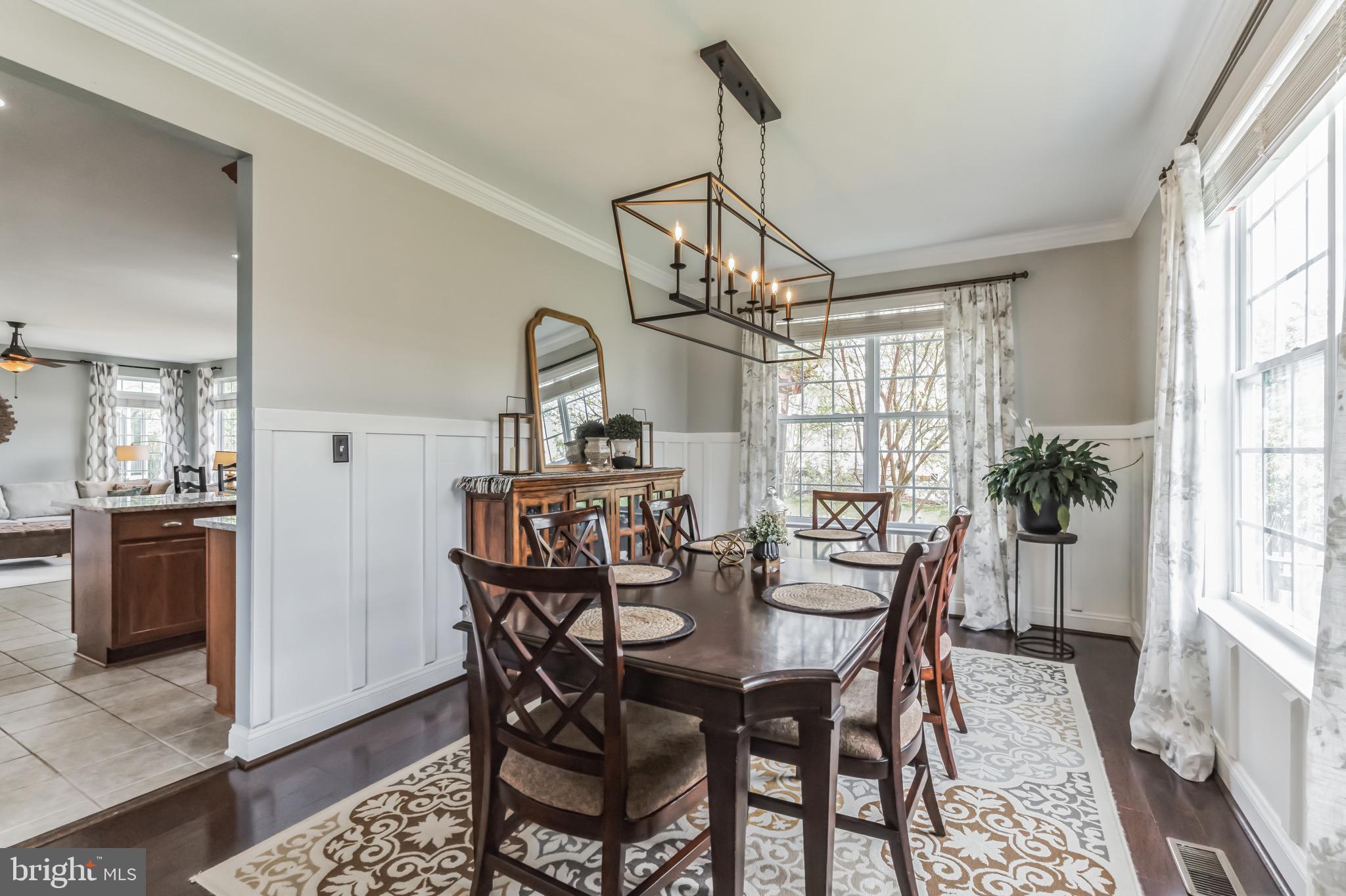 1704 REVERE COURT NE