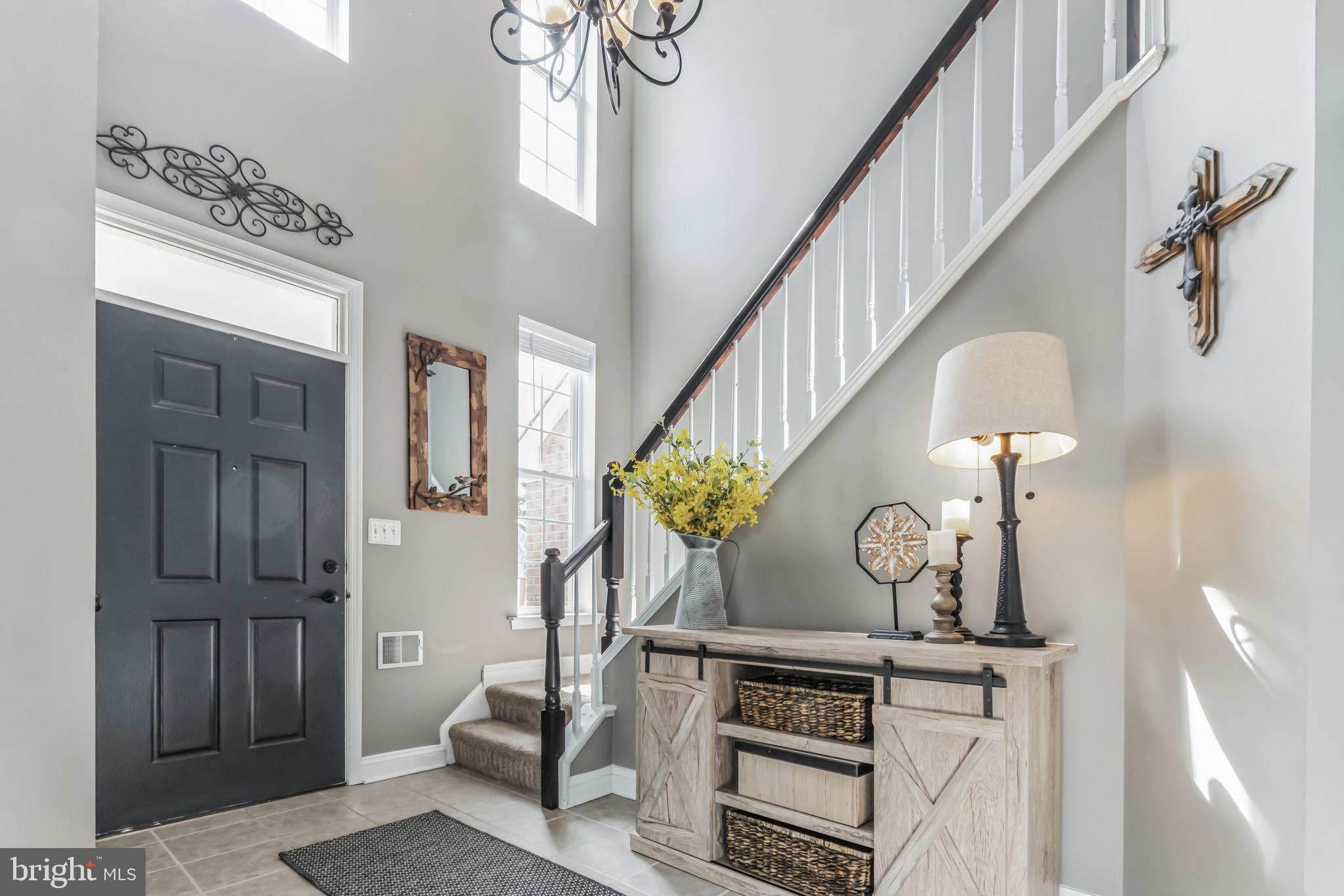 1704 REVERE COURT NE