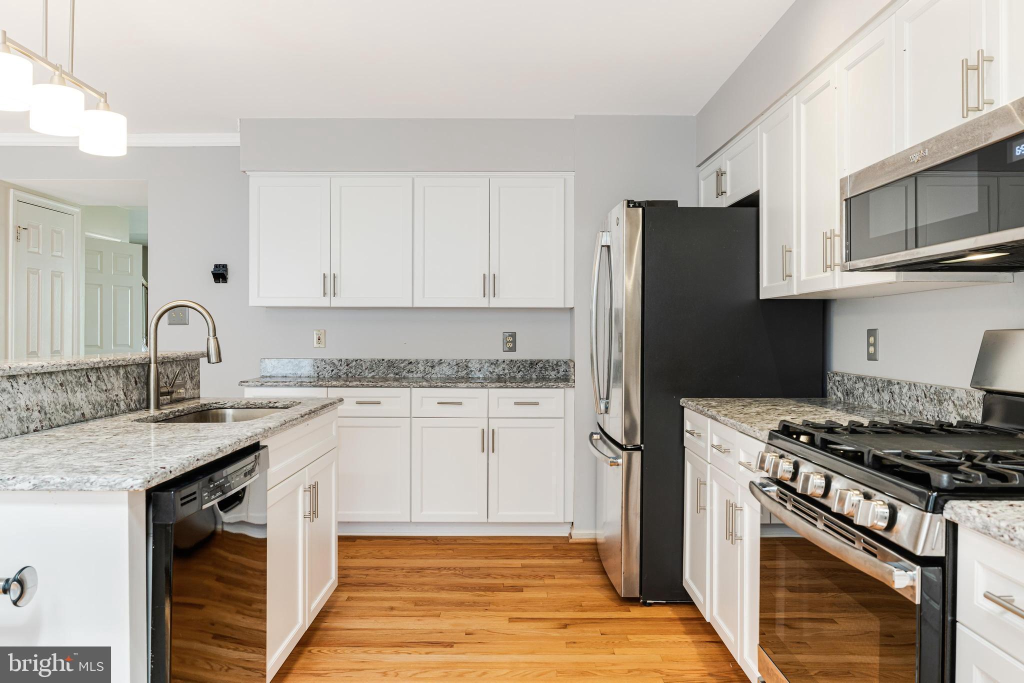 21875 Shallow Rock Sq