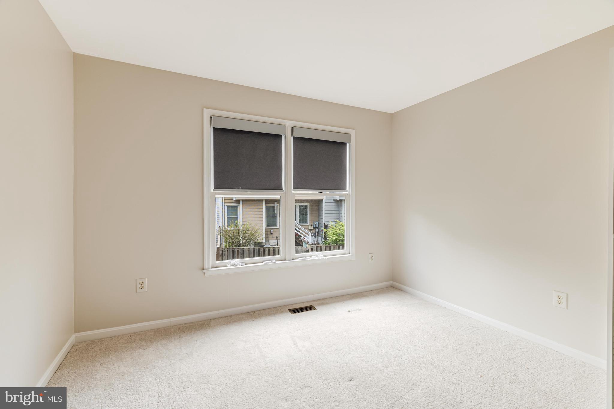 21875 Shallow Rock Sq