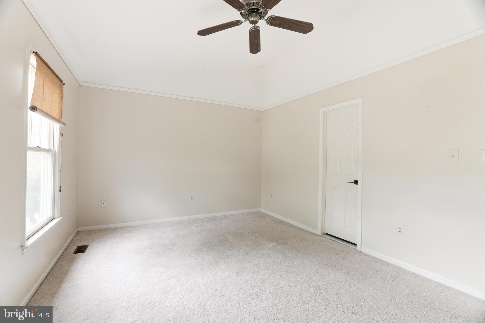 21875 Shallow Rock Sq